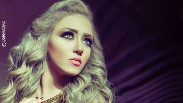 الفنانة سارة سلامة
