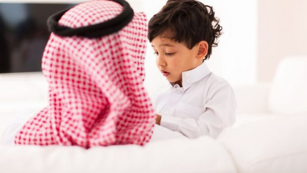 Children of Saudi families spend an average of four hours daily on smart devices, according to a recent survey. (Shutterstock)