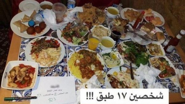 تبذير السعوديين على موائد الإفطار في رمضان...شاهد