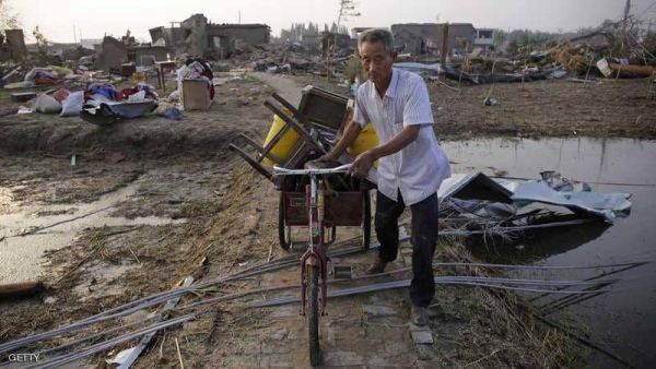 الصين تجلي 200 ألف وإعصار يضرب ساحلها الشرقي
