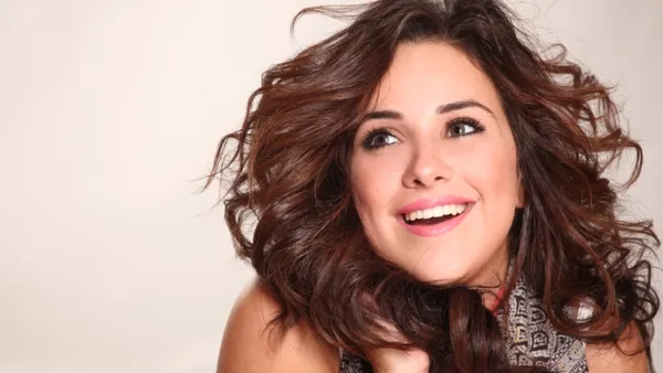 لفنانة شيري عادل