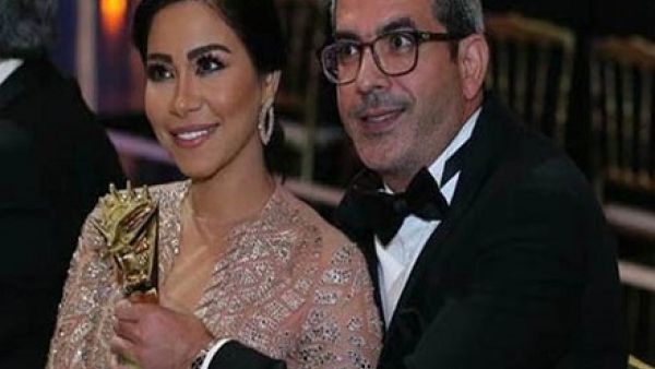 شيرين عبد الوهاب تنفصل عن مدير أعمالها
