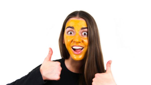 الخليط بأكمله فعال جدًا في تخليص البشرة من الكثير من المشاكل (shutterstock.com)
 الخليط بأكمله فعال جدًا في تخليص البشرة من الكثير من المشاكل (shutterstock.com)