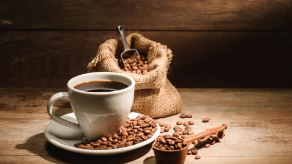 محبي شرب القهوة المركزة السوداء (السادة) هم أكثر الأشخاص تسلطا وحزما (shutterstock.com)
