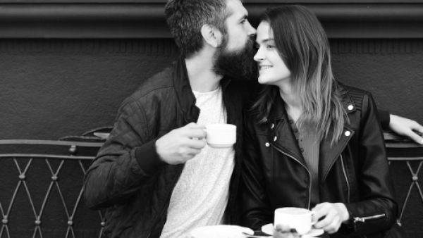 جميعاً بحاجة لكلمة شكر وتقدير، فلماذا نبخل بهذا التصرف البسيط؟! (shutterstock.com)