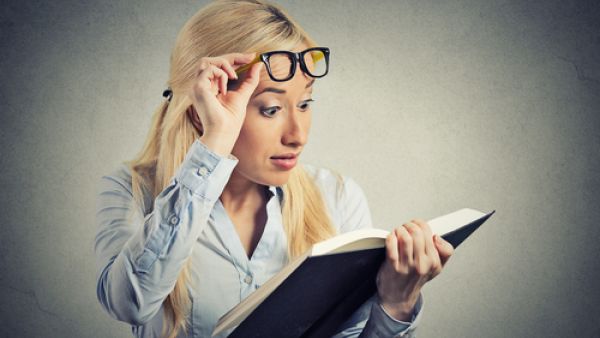 سلامة البصر تؤثر بشكل كبير على الصحة العقلية للإنسان (shutterstock.com)
