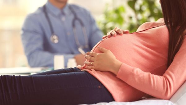 متابعة الطبيب هي أول خطوة يجب القيام بها (shutterstock.com)