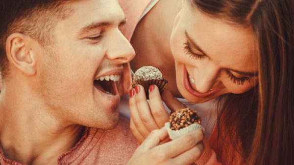 تمتعنا بصحة عاطفية جيدة يعني قدرتنا على التعامل مع مشاعرنا الايجابية والسلبية (shutterstock.com)
