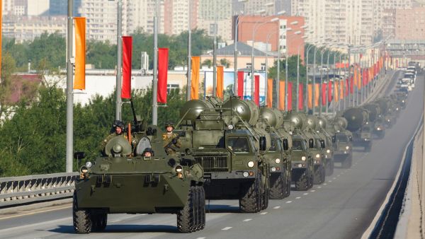 Russian air defense missile system S-300 (Shutterstock)