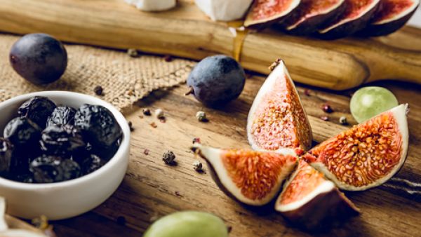 التين والزيتون تعمل على تقليل نسبة الكوليسترول في الدم