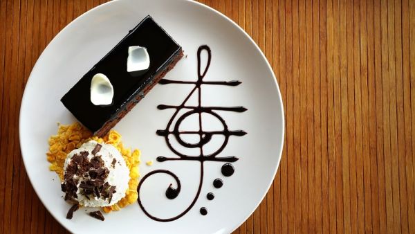 Explore these top spots for world-class dishes and tunes (Shutterstock)