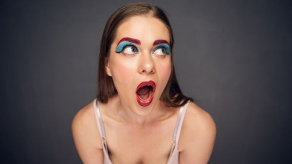 إياك واقتراف هذه الخطأ الذي يقلب إطلالتك رأساً على عقب (shutterstock.com)