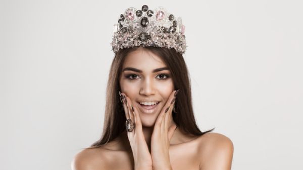 إليك وصفات لشد البشرة والحصول على بشرة متوهجة وخالية من العيوب (shutterstock.com)
