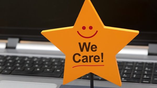 The secret to success in customer service is effective listening. (Shutterstock)
