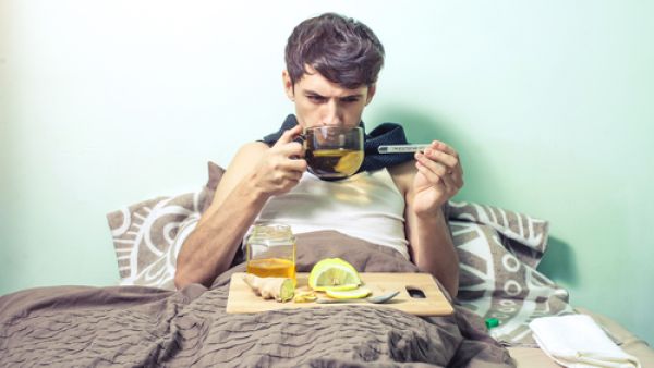 البلغم من أعراض الإصابة بالرشح والزكام
