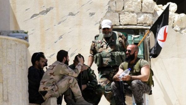 أعلنت "تحرير الشام" أسر عنصر من قوات النظام في ريف حلب الغربي