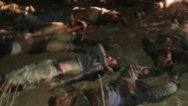 النظام ينكل بجثث 30 عنصرا من الجيش الحر بكمين محكم بدرعا 