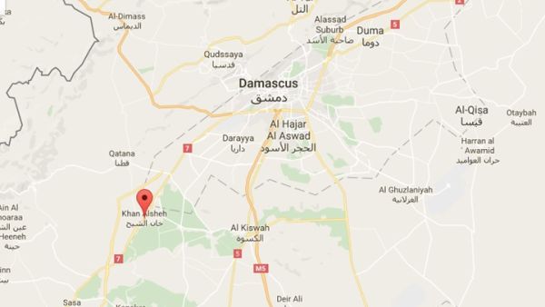 ينفي الناشطون وجود مقاتلين في المخيم
