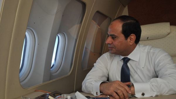 مصري يعرض شراء 6 طائرات للسيسي بدل 4 بشرط أن يرحل