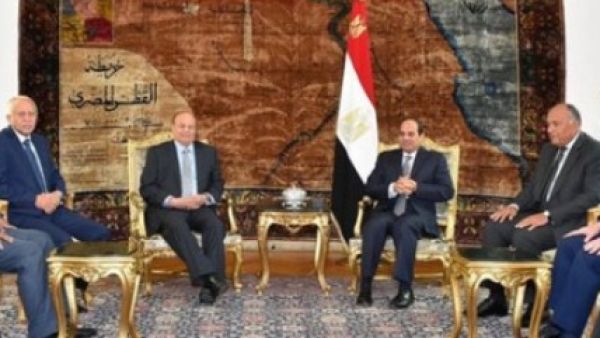 الرئيس المصري عبد الفتاح السيسي ونظيره اليمني عبد ربه منصور هادي في القاهرة