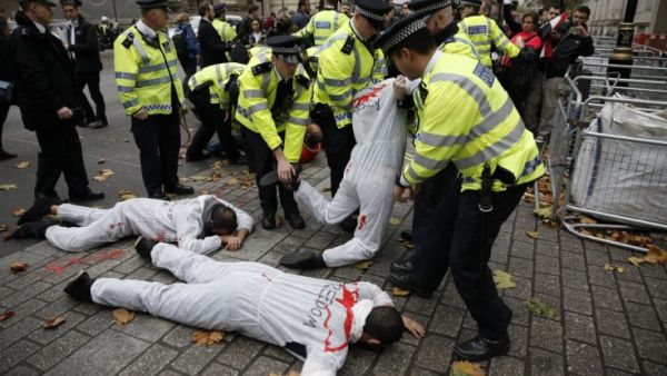 تظاهرة في لندن احتجاجا على زيارة الرئيس المصري