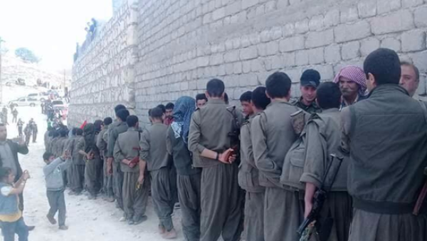 المسؤول العراقي قال إن نحو ألف مسلح من حزب العمال الكردستاني انسحبوا من سنجار 