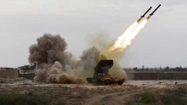 الدفاع الجوي السعودي يعترض صاروخاً باليستياً في سماء نجران 