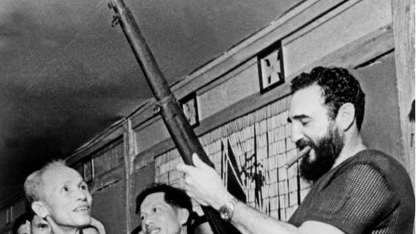 كوبا تحتفل بذكرى ثورتها لأول مرة بغياب فيدل كاسترو
