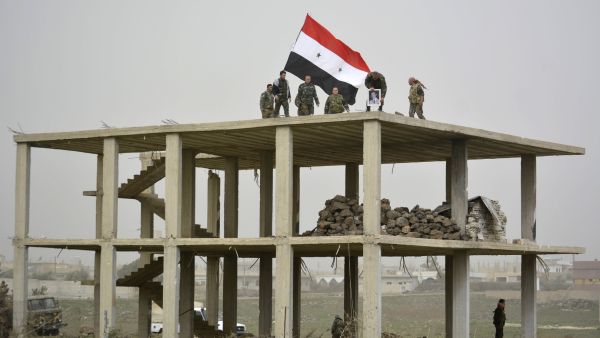 جيش الاسلام يقتحم سجن عدرا 