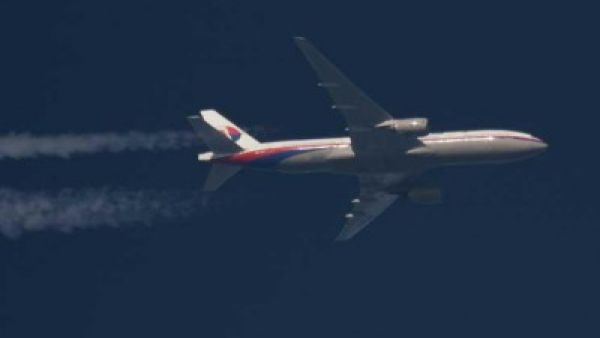 العثور على حطام في موزمبيق يعتقد أنه للطائرة الماليزية المفقودة