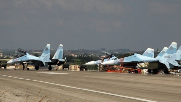 تدمير 7 طائرات روسية على الأقل بقصف على قاعدة حميميم بسوريا
