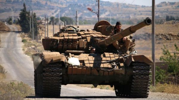 A rebel tank in Quneitra (AFP/FILE)