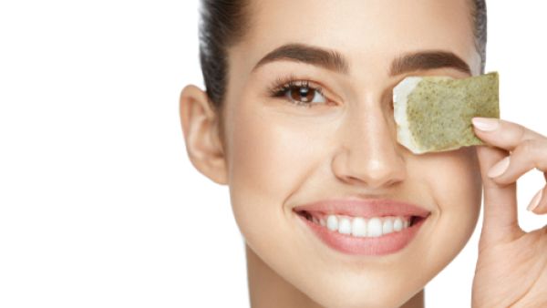 للشاي فوائد عظيمة في علاج حساسية العين

