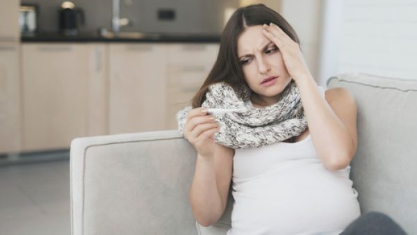 من أسباب ارتفاع درجة حرارة الحامل الإصابة بالإنفلونزا،