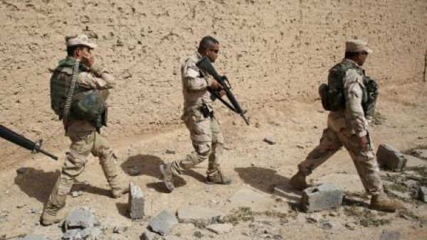 جنود عراقيون جنوبي الموصل 
