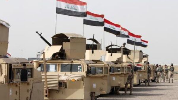قوات عراقية تستعد للاتجاه إلى الموصل لقتال الدولة الإسلامية في قاعدة عسكرية ببغداد
