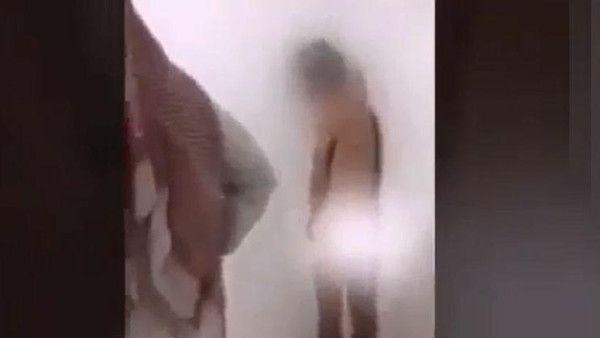 الكويت تحقق بواقعة تعذيب وتعرية مصري 