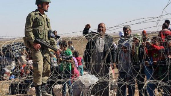 تركيا تنفي إطلاق النار على لاجئين سوريين قرب الحدود