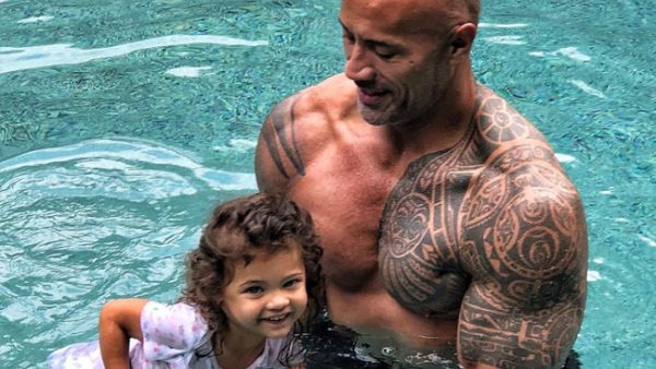 The Rock Teaches His Daughter Swimming  (Source: therock / Instagram )