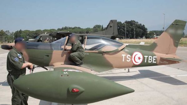 مصرع شخصين جرّاء تحطم طائرة تدريب عسكرية في صفاقس التونسية

