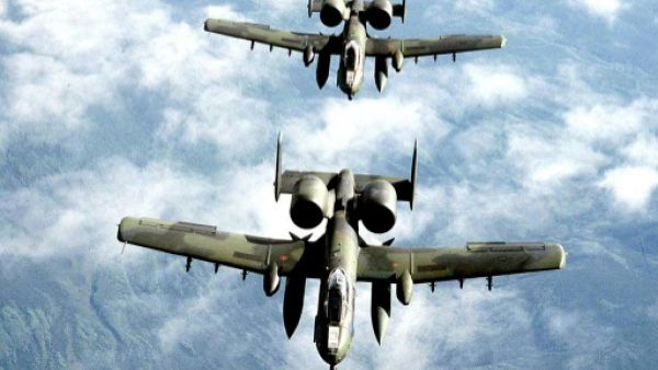 الولايات المتحدة ترسل 12 طائرة عسكرية الى قاعدة انجرليك التركية