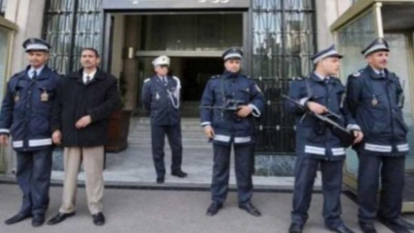 الداخلية التونسية تعزل 110 أمنيا بعضهم مرتبط بأناس على علاقة بتنظيمات إرهابية
