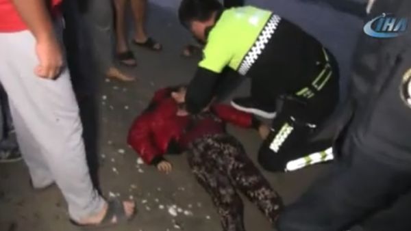 غرق مركب للمهاجرين يقل 30 شخصا قبالة غرب تركيا
