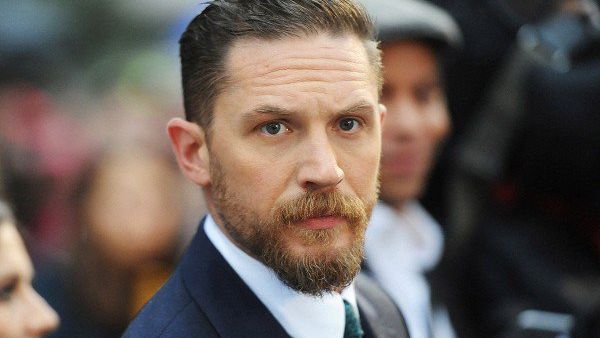 النجم العالمي الشهير توم هاردي