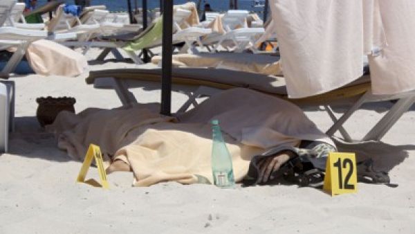 تنديد عربي ودولي واسع بعد اعتداءات تونس والكويت وفرنسا