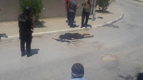 منفذ الهجوم غير معروف وهو طالب
