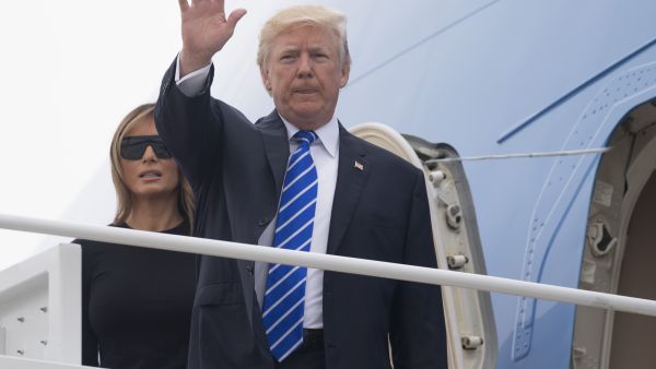 
The US government on March 25 banned electronic devices larger than a mobile phone from passenger cabins on direct flights to the US from 10 airports in the Middle East. (AFP) 