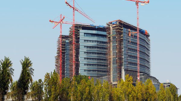 The Dh4-billion medical city will accommodate 732 hospital beds, including two royal and 36 VIP suites, 424 hospital beds for post-operative inpatients and 120 for the maternity and infant ward. (Seha)