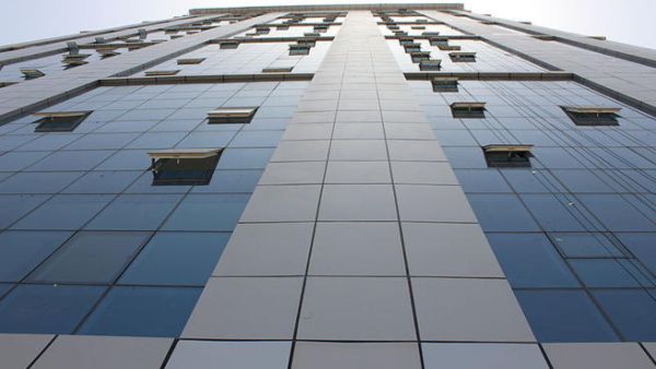 Union Tower, one of The tallest Building in Ras al Khaima, UAE (Source: Wikimedia commons/Rak Holding)