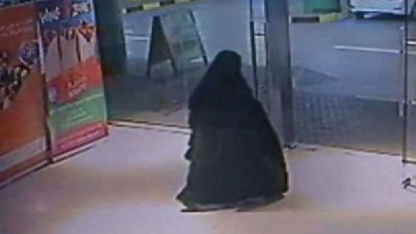  الاء بدر الهاشمي (30 عاما) ادينت بطعن وقتل المدرسة الاميركية ابوليا ريان 